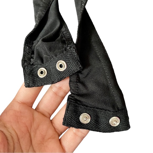 Cold shoulder tie front bodysuit in black - Picture 8 of 8